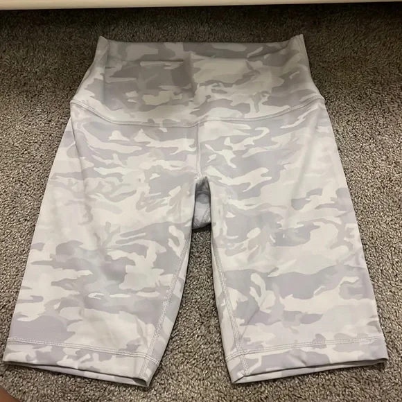 lululemon athletica, Shorts, Lululemon 8 Inch White Camo Biker Shorts